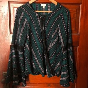 🦋Charming Charlie Blouse